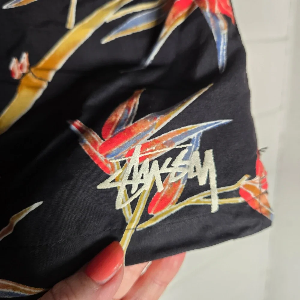 Stussy Bamboo Floral Print‎ Swim Trunks Mens Small Board Shorts Tropical Pool